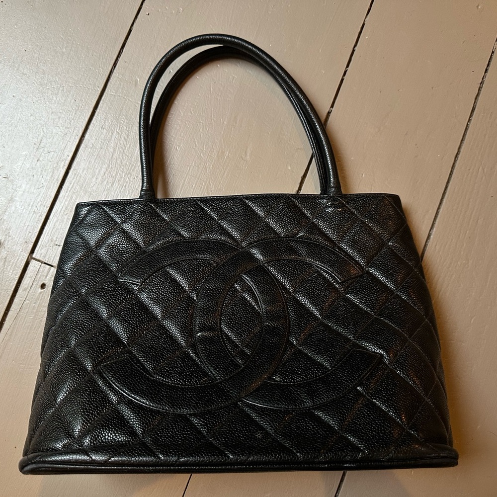 Chanel Black Quilted Shoulder Bag